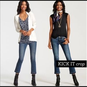 Cabi kick it crop Jean